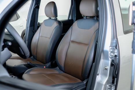 RENAULT Duster 2.0 16V 4P FLEX DYNAMIQUE AUTOM�TICO, Foto 10