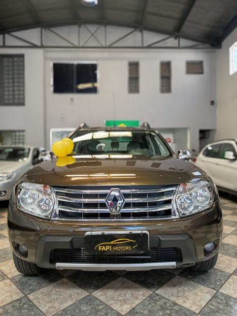 RENAULT Duster 2.0 16V 4P FLEX DYNAMIQUE AUTOM�TICO, Foto 2