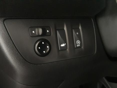 RENAULT Kwid 1.0 12V 4P SCE FLEX INTENSE, Foto 9 RENAULT Kwid 1.0 12V 4P SCE FLEX INTENSE, Foto 9