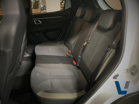 RENAULT Kwid 1.0 12V 4P SCE FLEX OUTSIDER, Foto 9