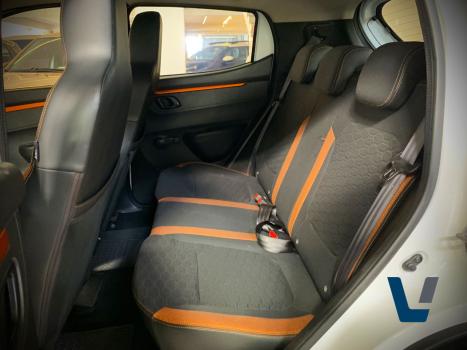 RENAULT Kwid 1.0 12V 4P SCE FLEX OUTSIDER, Foto 11