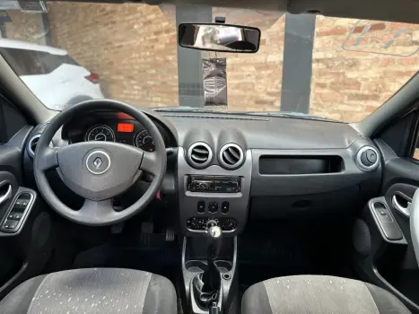 RENAULT Logan 1.6 16V 4P FLEX EXPRESSION, Foto 6