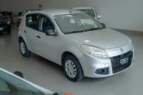 RENAULT Sandero 1.0 16V 4P FLEX AUTHENTIQUE, Foto 1