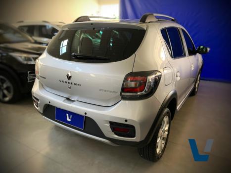 RENAULT Sandero 1.6 16V 4P FLEX SCE STEPWAY DINAMIQUE, Foto 4