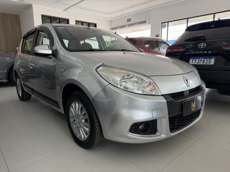 RENAULT Sandero , Foto 2
