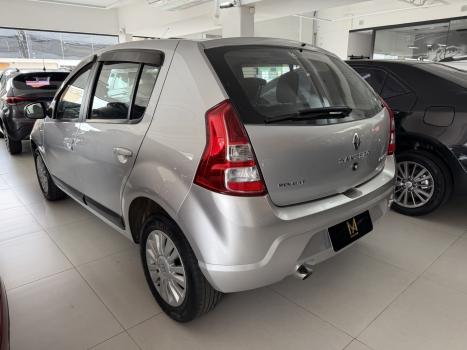 RENAULT Sandero , Foto 3