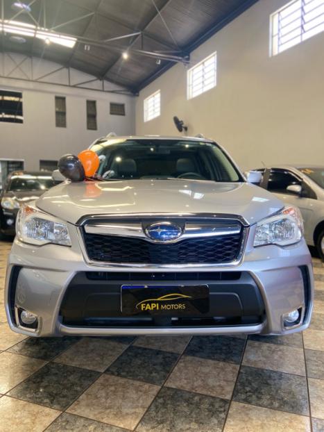 SUBARU Forester 2.0 16V 4P XT 4X4 AUTOM�TICO, Foto 2