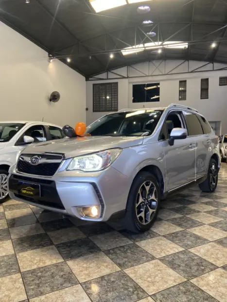 SUBARU Forester 2.0 16V 4P XT 4X4 AUTOM�TICO, Foto 12