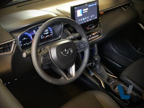 TOYOTA Corolla Cross 2.0 16V 4P FLEX VVT-IE XRE DIRECT SHIFT AUTOM�TICO CVT, Foto 9