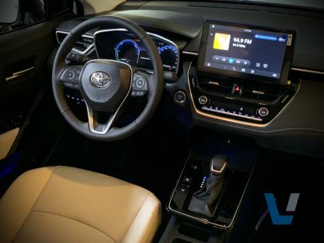 TOYOTA Corolla Cross 1.8 16V 4P FLEX VVT-I HYBRID XRX AUTOMÁTICO CVT, Foto 9