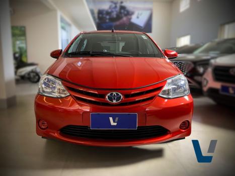 TOYOTA Etios Hatch 1.3 16V 4P FLEX X, Foto 2