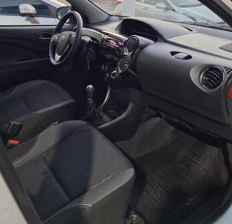 TOYOTA Etios Hatch 1.5 16V 4P FLEX X PLUS, Foto 10