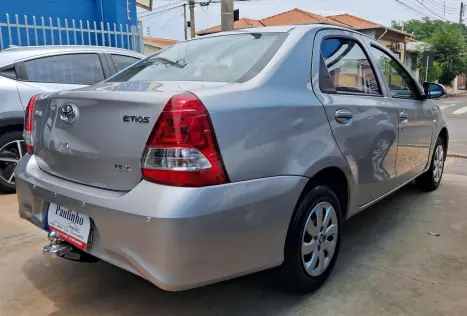 TOYOTA Etios Sedan 1.5 16V 4P FLEX X, Foto 5