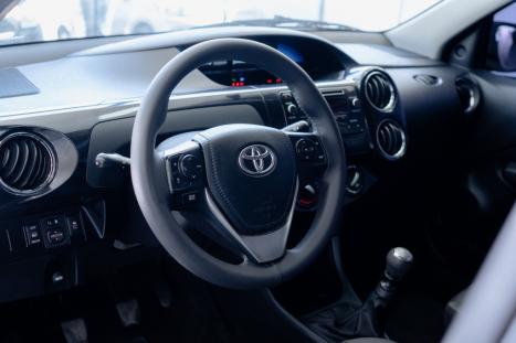 TOYOTA Etios Sedan 1.5 16V 4P FLEX X PLUS, Foto 9
