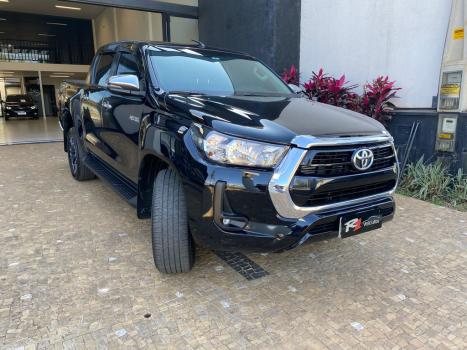 TOYOTA Hilux Caminhonete 2.8 16V SRV 4X4 DIESEL CABINE DUPLA AUTOMTICO, Foto 3