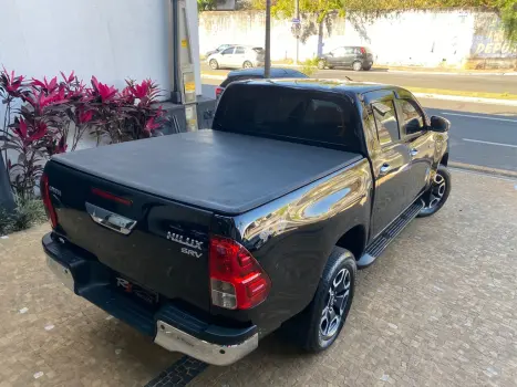 TOYOTA Hilux Caminhonete 2.8 16V SRV 4X4 DIESEL CABINE DUPLA AUTOMTICO, Foto 7