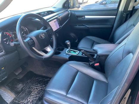 TOYOTA Hilux Caminhonete 2.8 16V SRV 4X4 DIESEL CABINE DUPLA AUTOMTICO, Foto 9