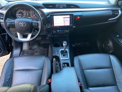 TOYOTA Hilux Caminhonete 2.8 16V SRV 4X4 DIESEL CABINE DUPLA AUTOMTICO, Foto 10