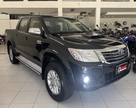 TOYOTA Hilux Caminhonete 3.0 4P 4X4 SRV TURBO DIESEL TOP CABINE DUPLA AUTOM�TICO, Foto 1