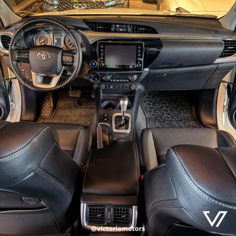 TOYOTA Hilux Caminhonete 2.8 16V SRV 4X4 DIESEL CABINE DUPLA AUTOM�TICO, Foto 14