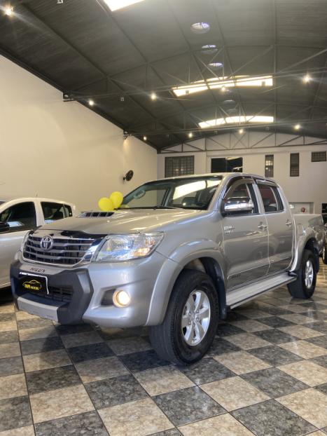 TOYOTA Hilux Caminhonete 3.0 4P 4X4 SRV TURBO DIESEL CABINE DUPLA AUTOM�TICO, Foto 12