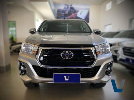 TOYOTA Hilux Caminhonete 2.8 16V SRV 4X4 DIESEL CABINE DUPLA AUTOM�TICO, Foto 2