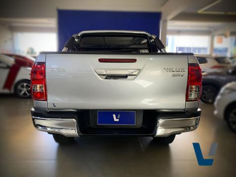 TOYOTA Hilux Caminhonete 2.8 16V SRV 4X4 DIESEL CABINE DUPLA AUTOM�TICO, Foto 5