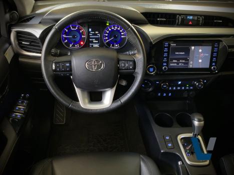 TOYOTA Hilux Caminhonete 2.8 16V SRV 4X4 DIESEL CABINE DUPLA AUTOM�TICO, Foto 7