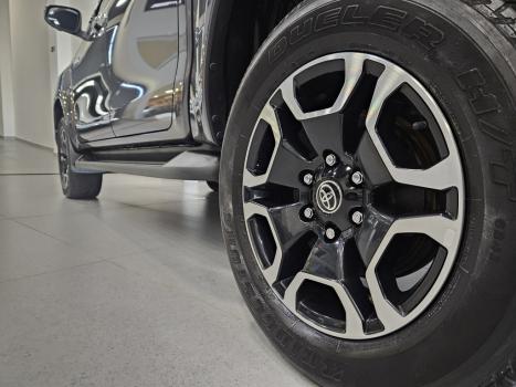 TOYOTA Hilux Caminhonete 2.8 16V SRX 4X4 TURBO DIESEL CABINE DUPLA AUTOM�TICO, Foto 21