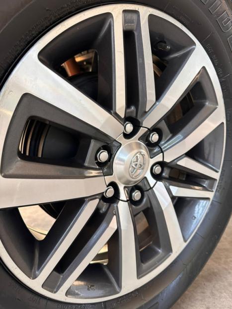TOYOTA Hilux Caminhonete 2.7 16V 4P SRV FLEX CABINE DUPLA AUTOM�TICO, Foto 5