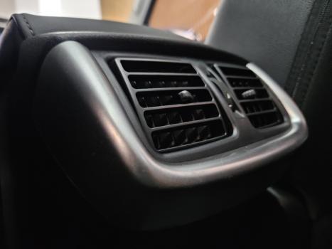 TOYOTA Hilux Caminhonete 2.8 16V SRX 4X4 TURBO DIESEL CABINE DUPLA AUTOM�TICO, Foto 13
