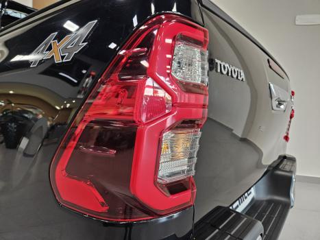 TOYOTA Hilux Caminhonete 2.8 16V SRX 4X4 TURBO DIESEL CABINE DUPLA AUTOM�TICO, Foto 16