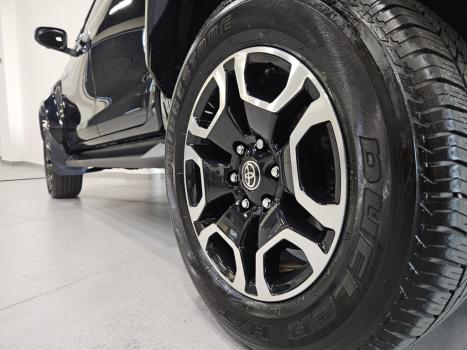 TOYOTA Hilux Caminhonete 2.8 16V SRX 4X4 TURBO DIESEL CABINE DUPLA AUTOM�TICO, Foto 18