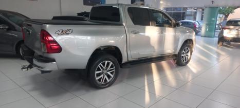 TOYOTA Hilux Caminhonete 2.8 16V SRV 4X4 DIESEL CABINE DUPLA AUTOM�TICO, Foto 2