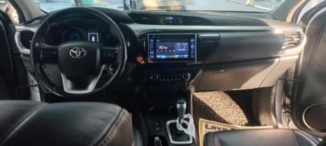 TOYOTA Hilux Caminhonete 2.8 16V SRV 4X4 DIESEL CABINE DUPLA AUTOM�TICO, Foto 3