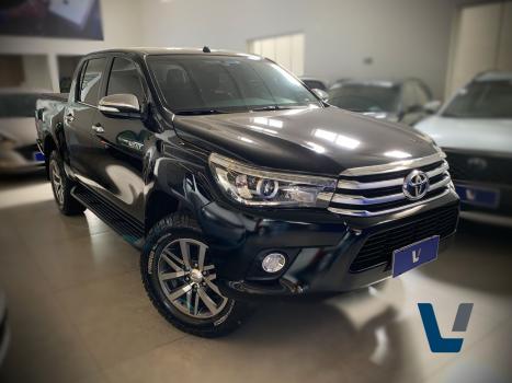 TOYOTA Hilux Caminhonete 2.8 16V SRX 4X4 DIESEL CABINE DUPLA AUTOM�TICO, Foto 3