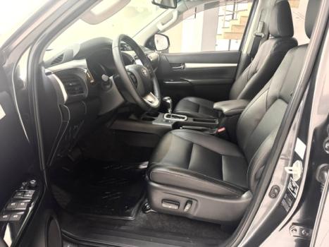 TOYOTA Hilux Caminhonete 2.8 16V SRV 4X4 DIESEL CABINE DUPLA AUTOM�TICO, Foto 10