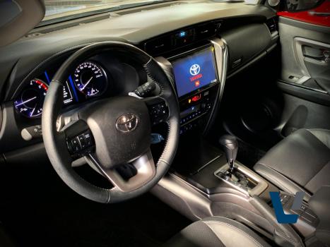 TOYOTA Hilux SW4 2.8 16V 4P SRX PLATINUM 4X4 7 LUGARES TURBO DIESEL AUTOM�TICO, Foto 9