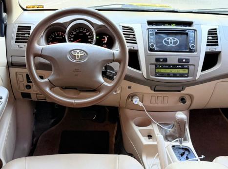 TOYOTA Hilux SW4 3.0 16V 4P SRV 4X4 TURBO DIESEL AUTOMTICO, Foto 8