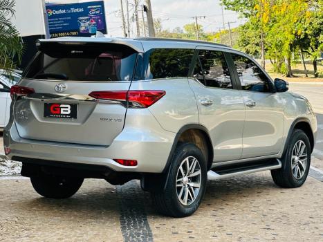 TOYOTA Hilux SW4 4.0 V6 24V 4P AUTOMÁTICO, Foto 6 TOYOTA Hilux SW4 4.0 V6 24V 4P AUTOMÁTICO, Foto 6