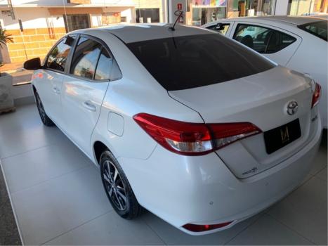 TOYOTA Yaris Hatch 1.5 16V 4P FLEX XL PLUS CONNECT MULTIDRIVE AUTOMTICO CVT, Foto 5