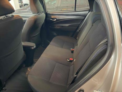 TOYOTA Yaris Hatch 1.5 16V 4P FLEX XL PLUS CONNECT MULTIDRIVE AUTOM�TICO CVT, Foto 7