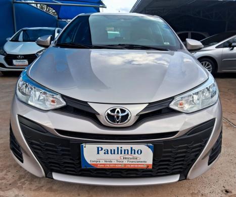 TOYOTA Yaris Hatch 1.5 16V 4P FLEX X WAY CONNECT MULTIDRIVE AUTOM�TICO CVT, Foto 3
