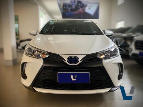 TOYOTA Yaris Hatch 1.5 16V 4P FLEX XS MULTIDRIVE AUTOM�TICO CVT, Foto 2