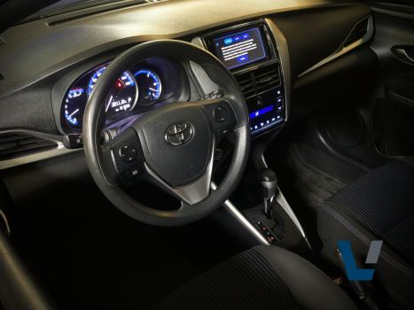 TOYOTA Yaris Hatch 1.5 16V 4P FLEX XL PLUS CONNECT MULTIDRIVE AUTOM�TICO CVT, Foto 9
