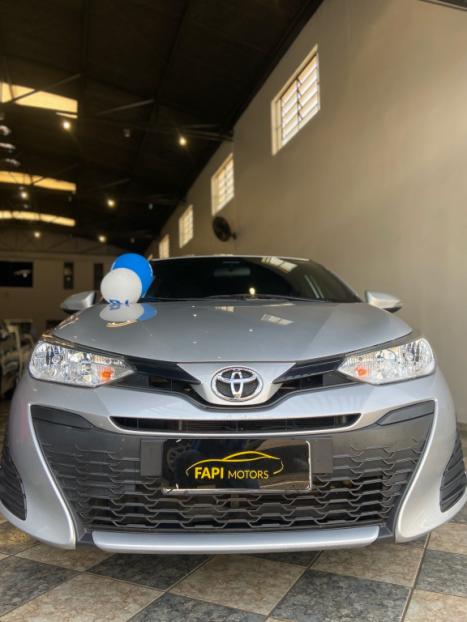 TOYOTA Yaris Hatch 1.5 16V 4P FLEX XLS CONNECT MULTIDRIVE AUTOM�TICO CVT, Foto 2