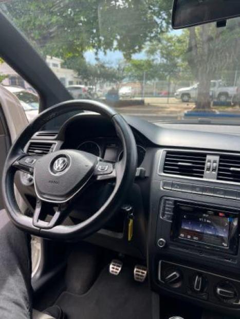 VOLKSWAGEN Crossfox 1.6 4P FLEX, Foto 6