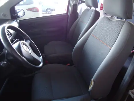 VOLKSWAGEN Fox 1.0 4P FLEX, Foto 9