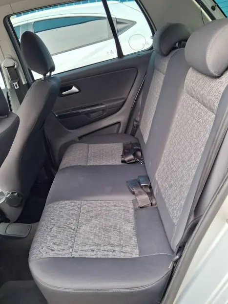 VOLKSWAGEN Fox 1.6 4P TREND FLEX, Foto 9