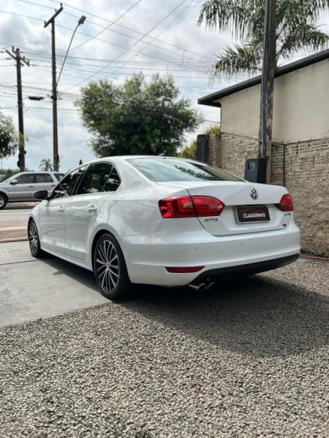 VOLKSWAGEN Jetta 2.0 4P TSI HIGHLINE 211 CV AUTOMÁTICO, Foto 4 VOLKSWAGEN Jetta 2.0 4P TSI HIGHLINE 211 CV AUTOMÁTICO, Foto 4